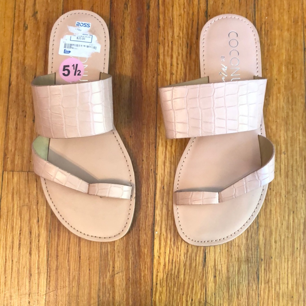 Beige sandals size 5.5
